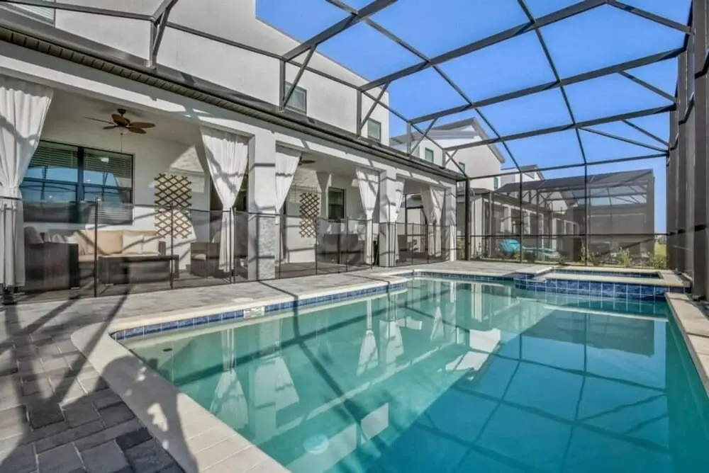2901 Amazing 8 Bedrooms With Cinema and Game Room and Stunning Clubhouse