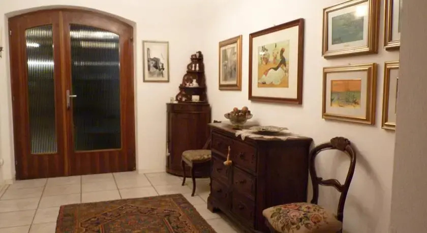 Il Gatto Con Gli Stivali - Affittacamere