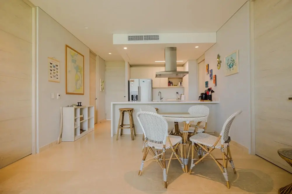 2BR 5 Guests Private Balcony and Shared Pool