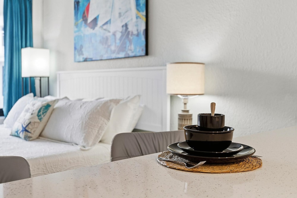 Ocean Breeze Resort 106