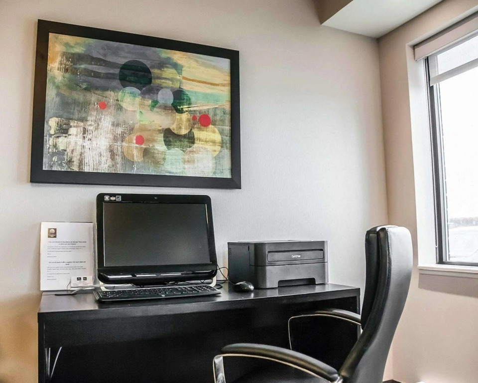 Comfort Inn Montreal - Laval - Highway 15