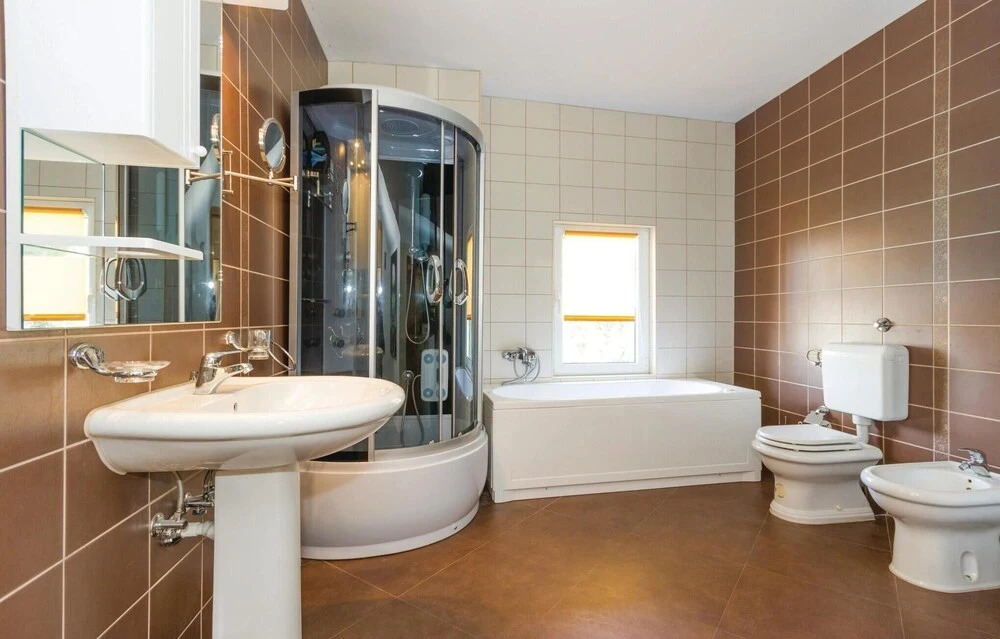 Amazing Home in Bregi With Sauna, Wifi and 4 Bedrooms