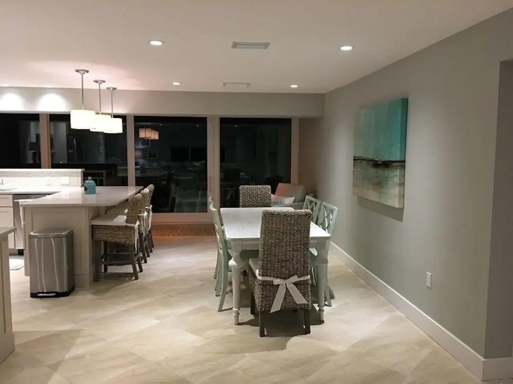 Jamaica Royale - 804 - 2 Br Condo