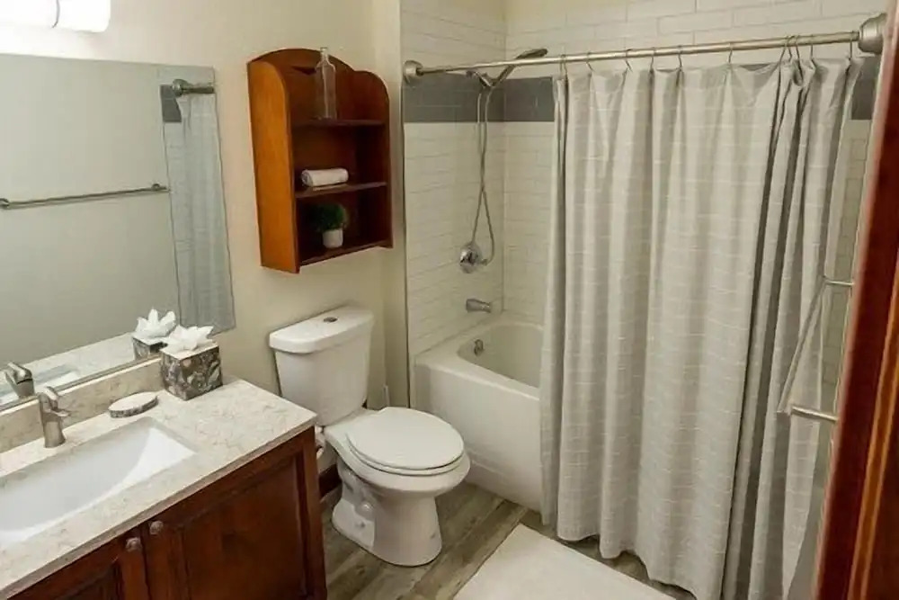 3106- One Bedroom + Den Deluxe Powderhorn Lodge 1 Hotel Room by RedAwning