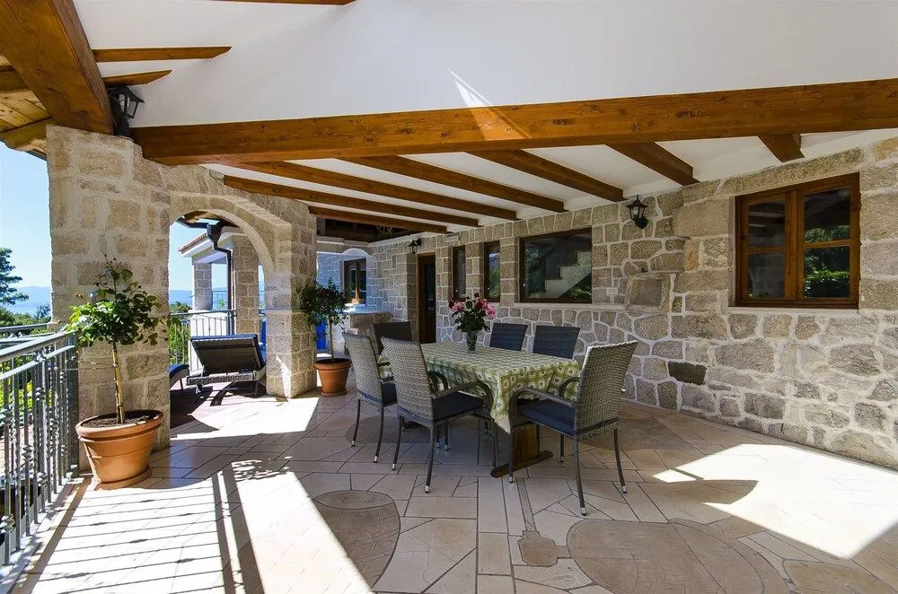 Villa Strnj