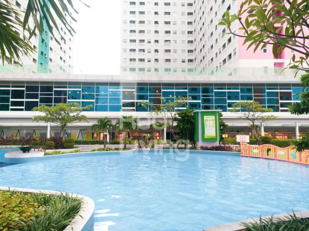 RedLiving Apartemen Green Pramuka - Family Group Tower Orchid