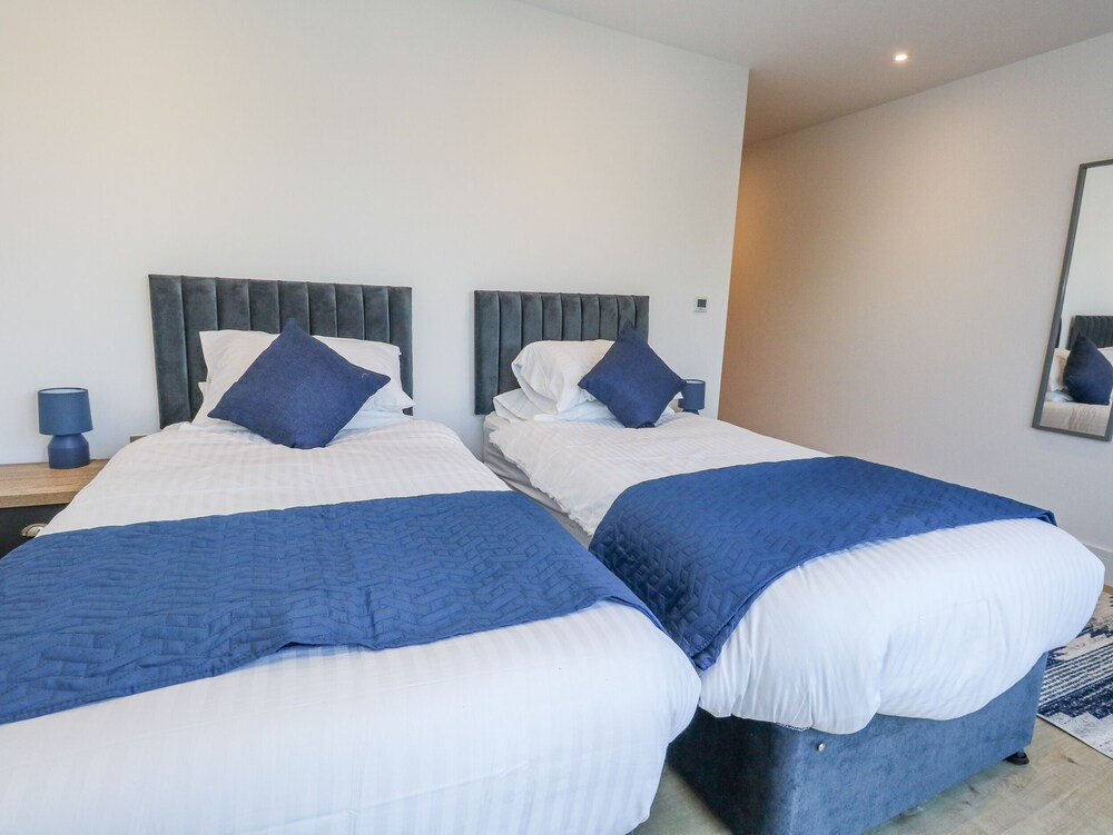 Sea Fern House - 36B