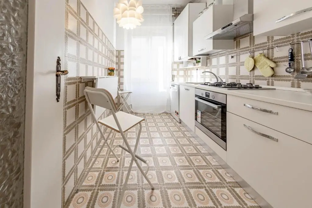 H11 [Lux Ariston] Sanremo - Centro