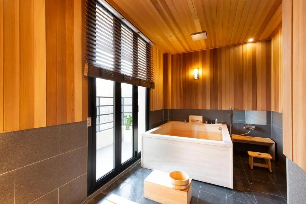 Tomonoya Hotel and Ryokan Gyeongju