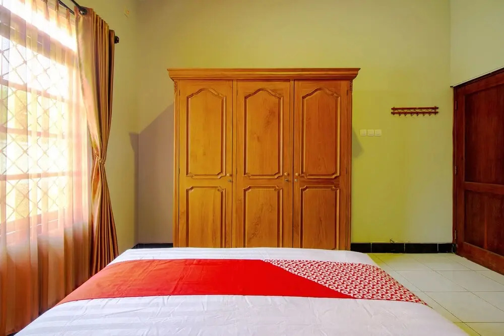 The Doctor'S Guest House by Oyo Rooms