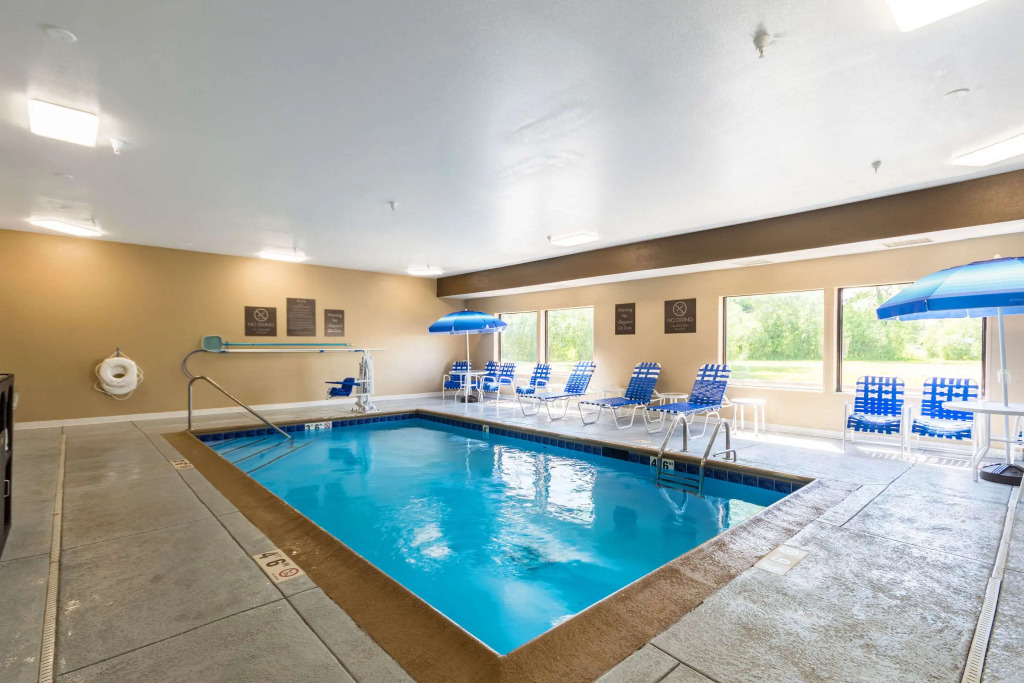 Comfort Inn & Suites