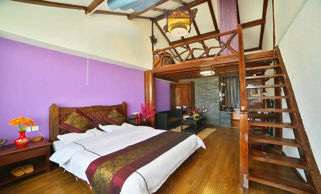Huashen Hotel