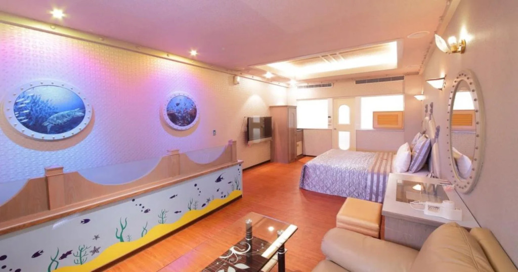 Summer House Motel