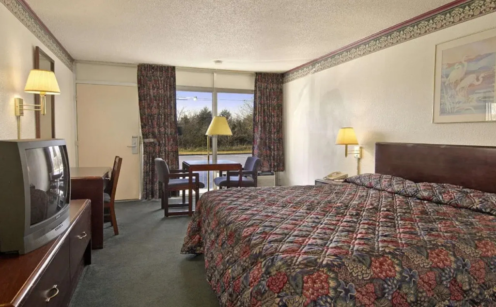 Budget Host Inn