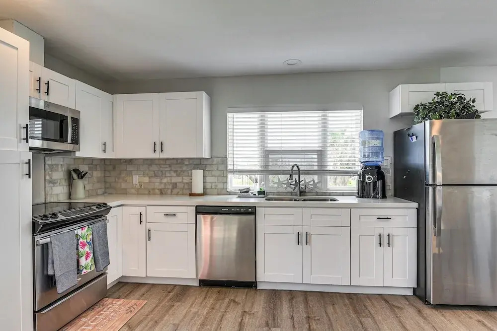 Walk to Sand: Surfside Beach Getaway w/ Deck