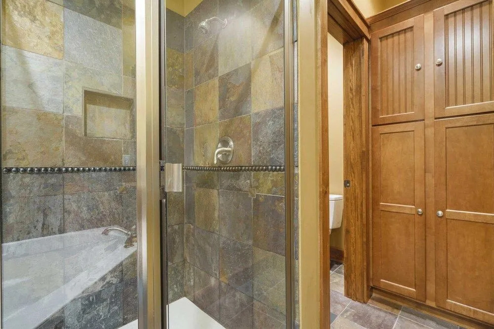 Taneycomo Retreat - Lakefront Condo