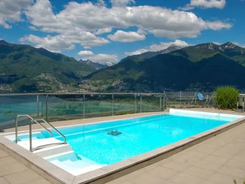 Vista Lago Maggiore 1.floor left