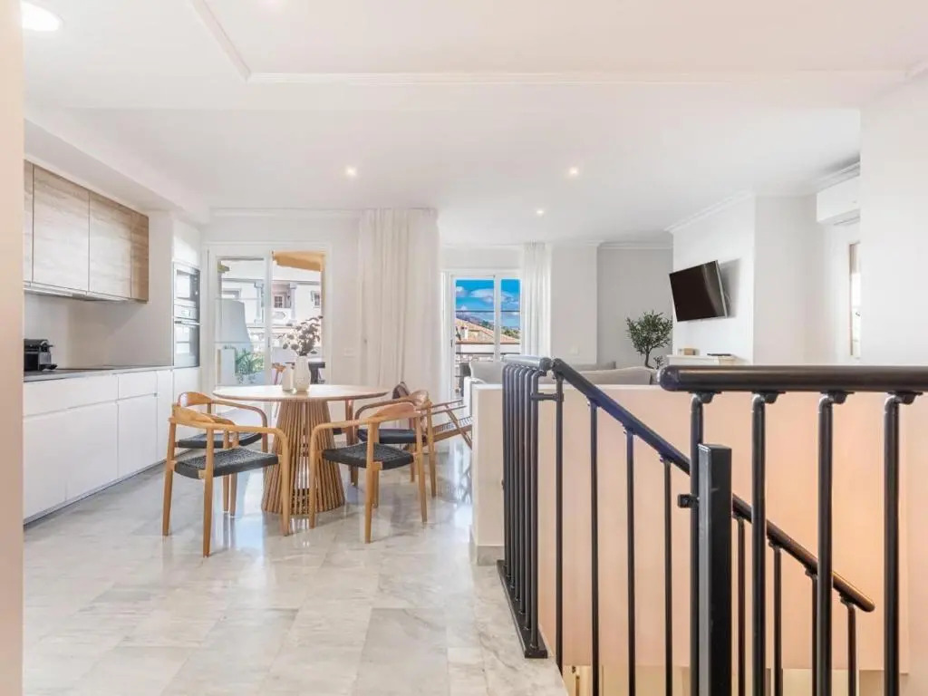 Señorio de aloha 3 bedroom duplex within walking distance to Puerto Banus