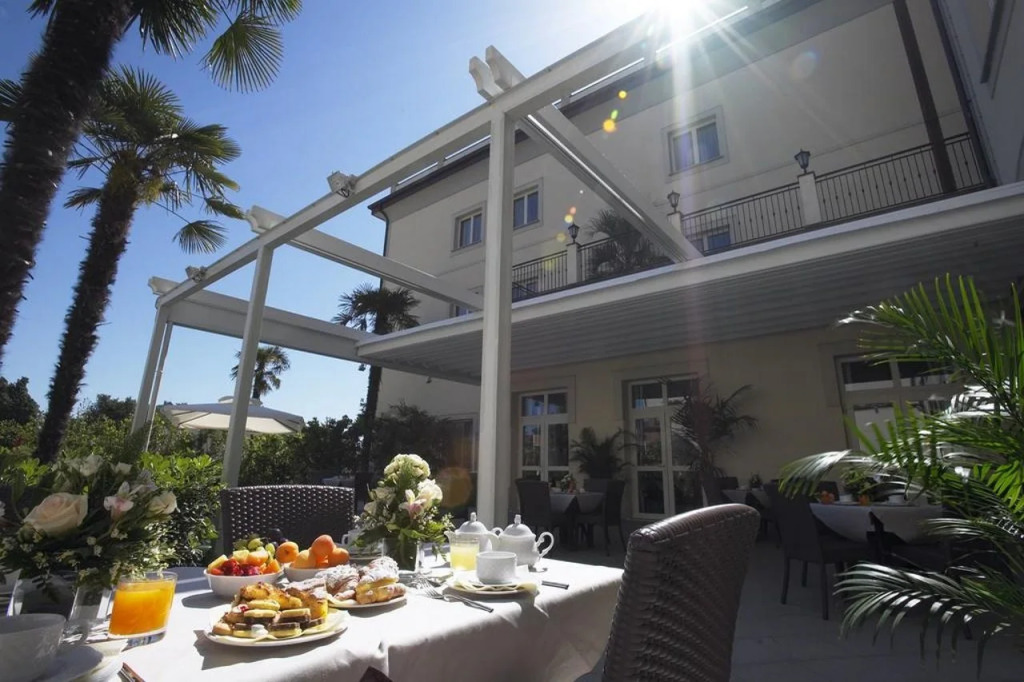 Savoia Hotel Regency