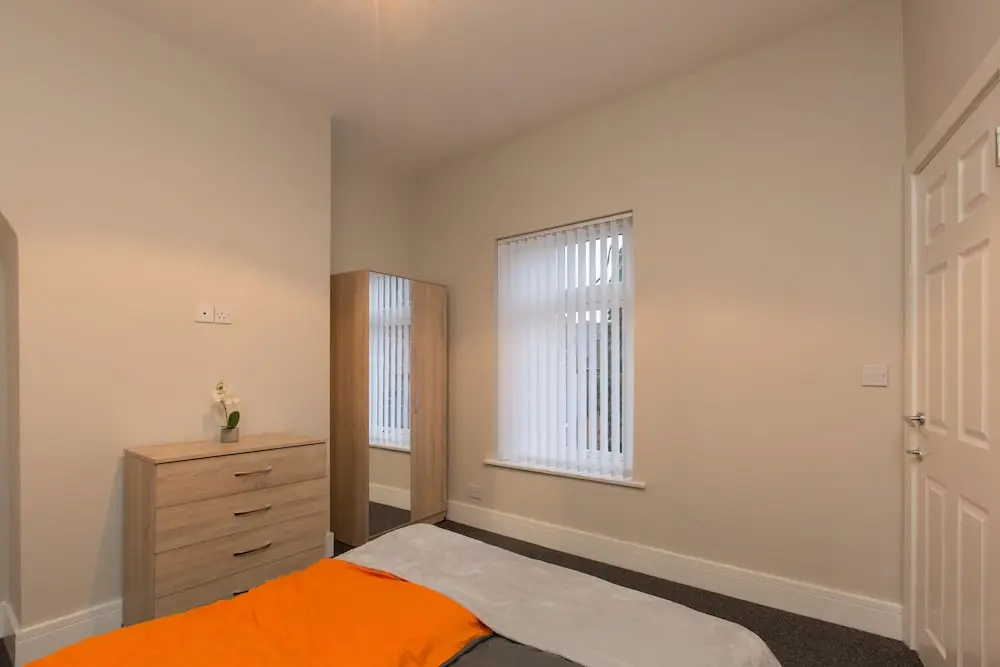 Townhouse @ 66 Rose Street Stoke