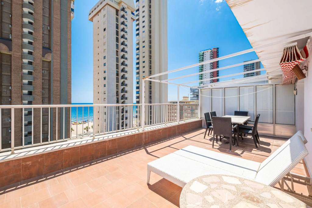 Penthouse El Pato 872