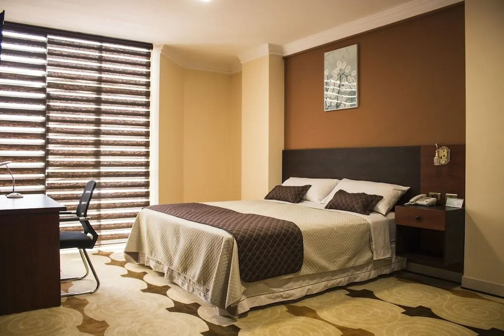 Hotel Pairumani