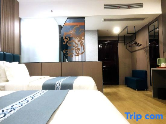 Yufuhao Hotel (Haikou Wuyuan River Sports Center)