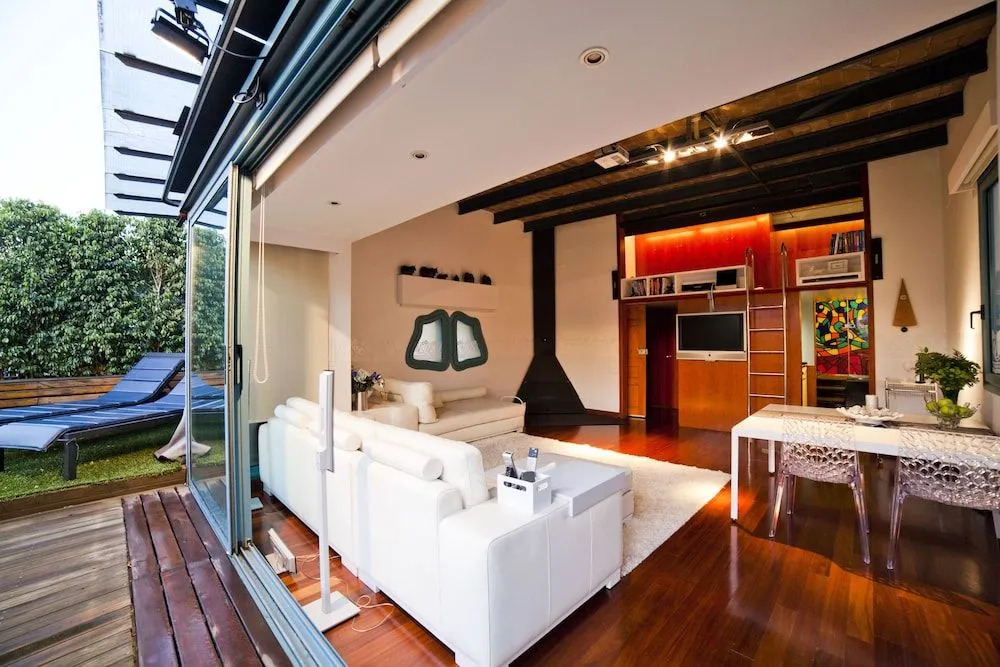 Watermelon - Modernist Terrace Flat I