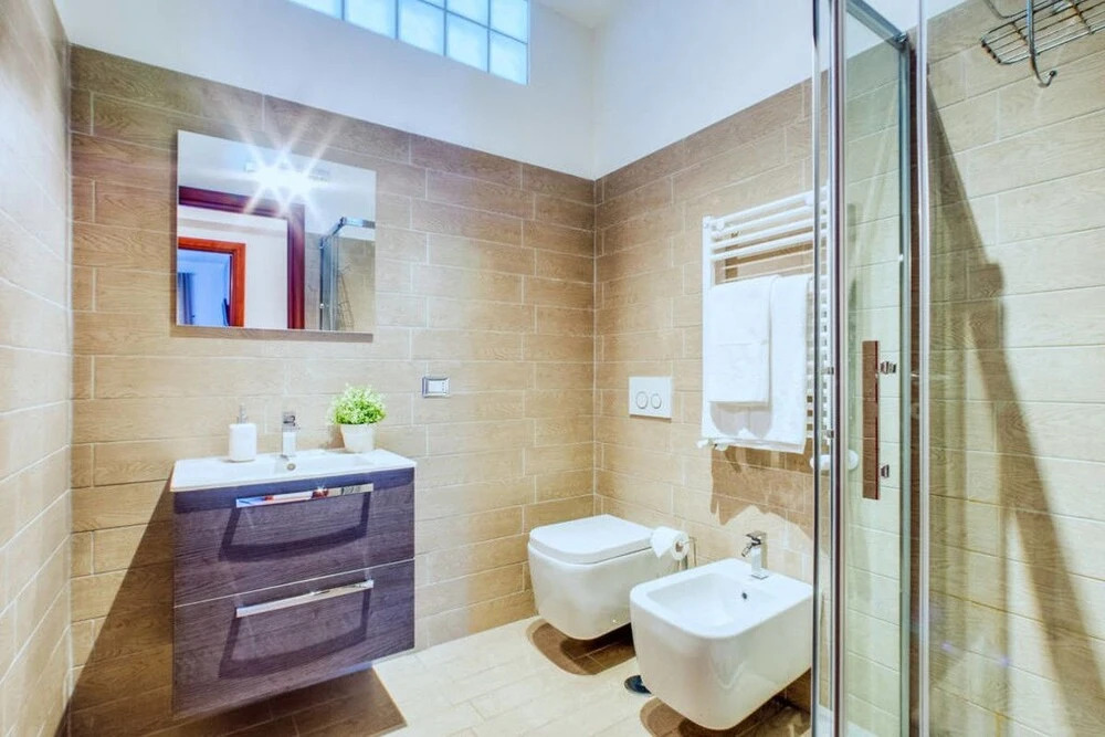 Bright and Colorful Flat in San Lorenzo