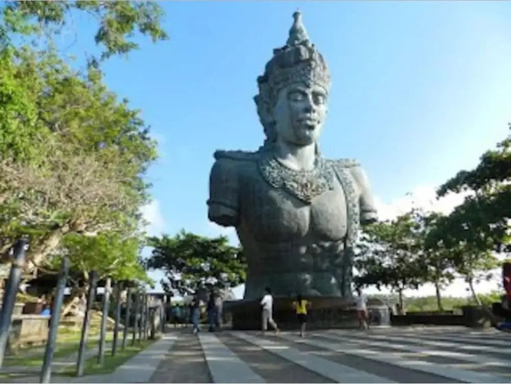 Puri Bendesa Villa