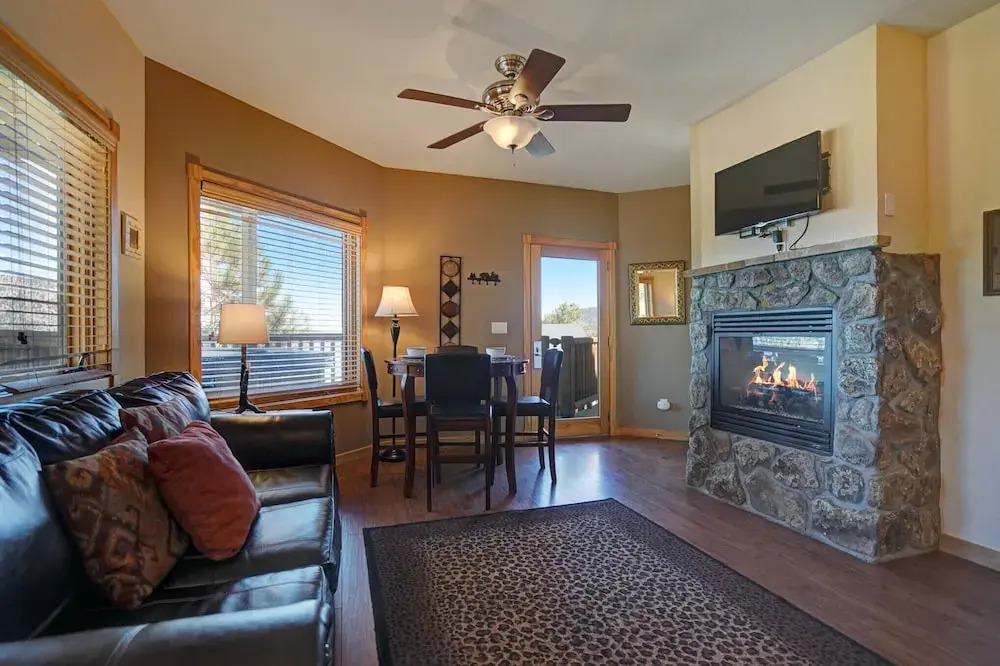 Mount Meeker 26b 1 Bedroom Condo by RedAwning