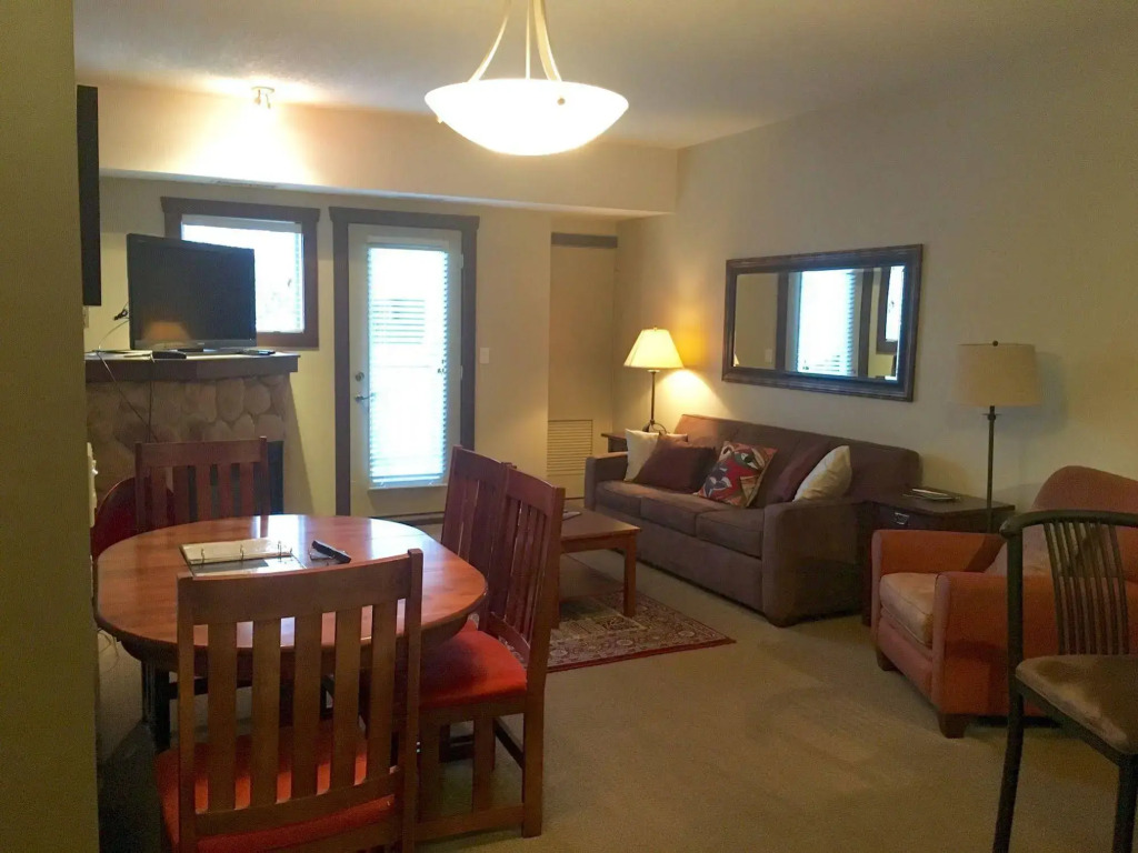 Silver Rock Condos by Fernie Central Reservations