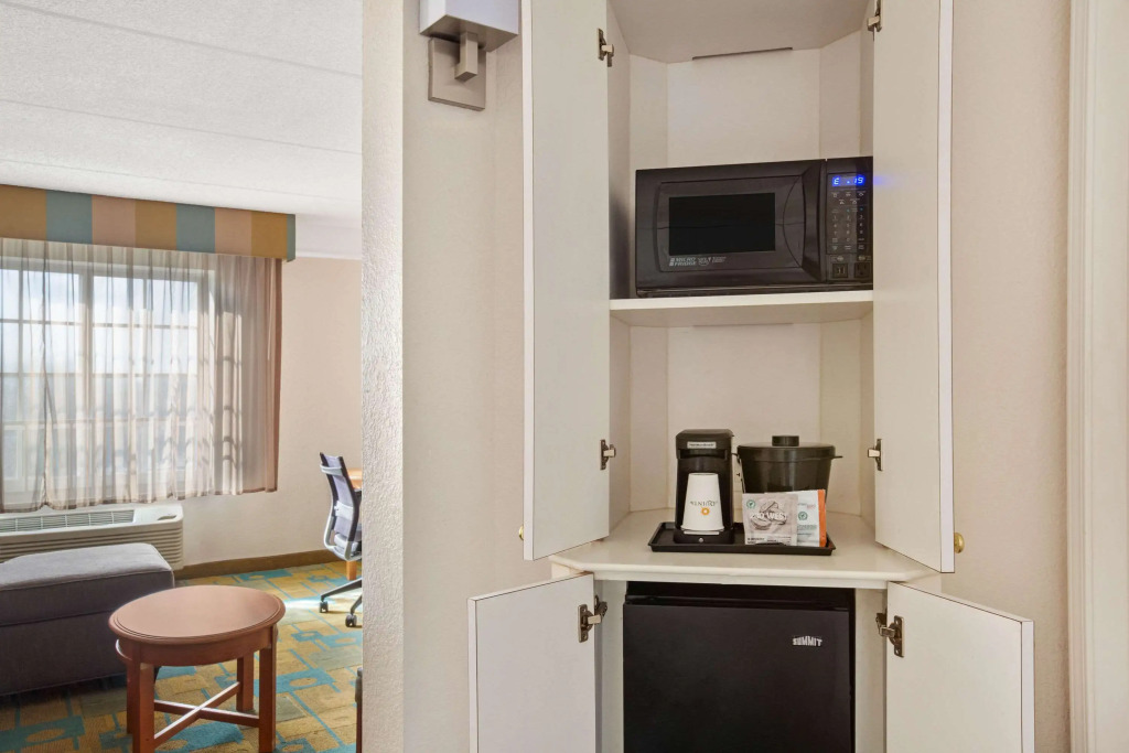 La Quinta by Wyndham Ft. Lauderdale Plantation
