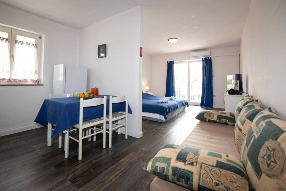 Apartment Miriam