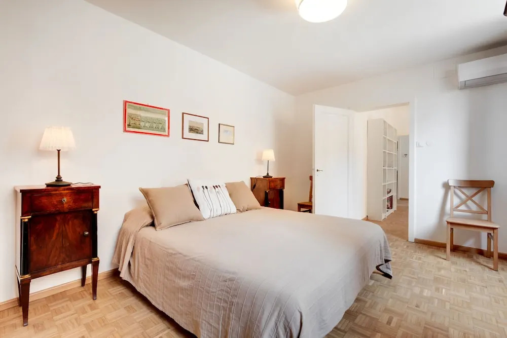 Santo Stefano Accademia Apartment Venice