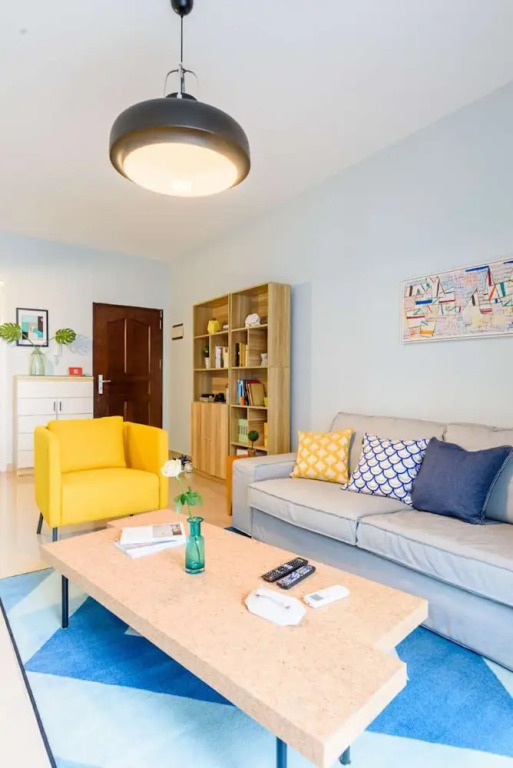 Locals Boutique Apartment Lujiang No.4