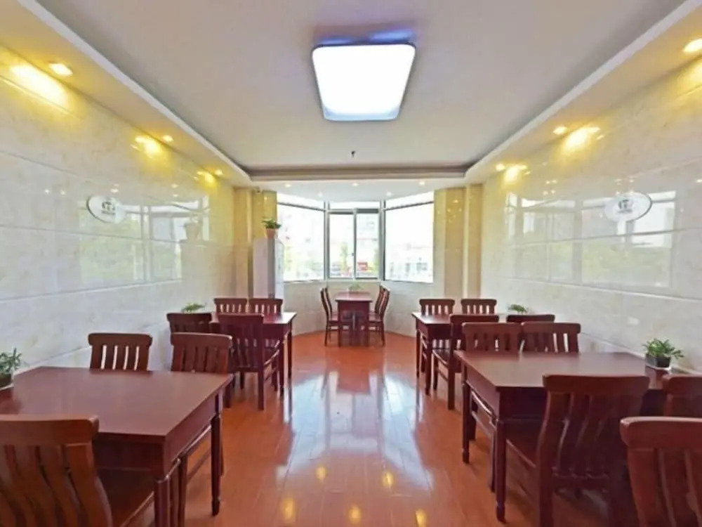 Starway Hotel Yangzhou Wanda Plaza