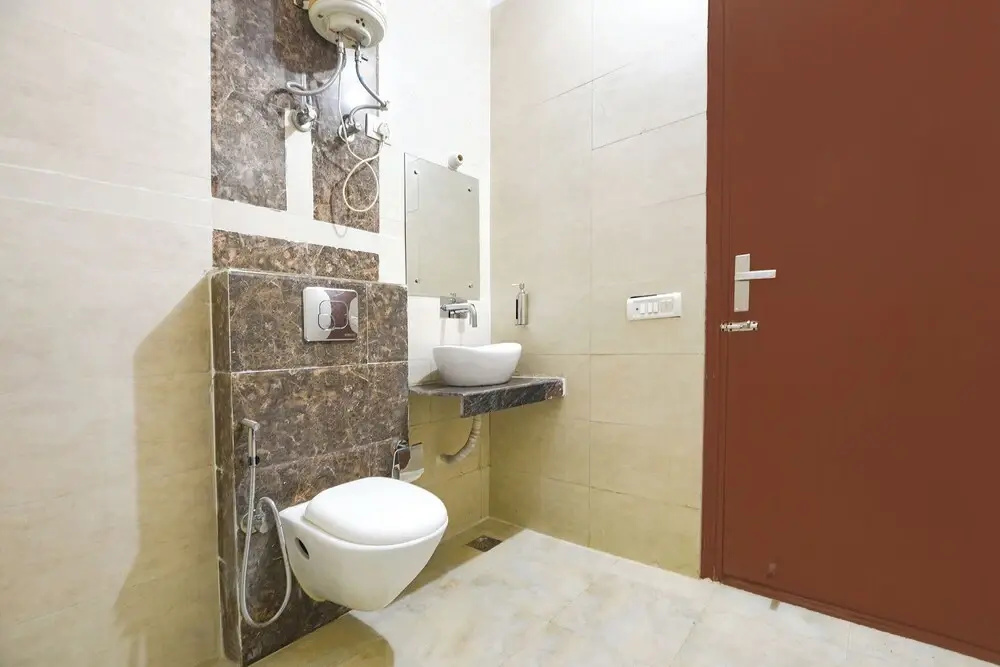 Fabhotel Jn Residency