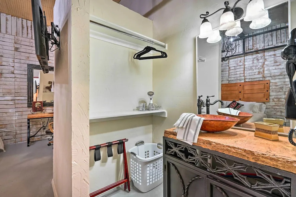 Laredo Vacation Rental Near Tourist Attractions!