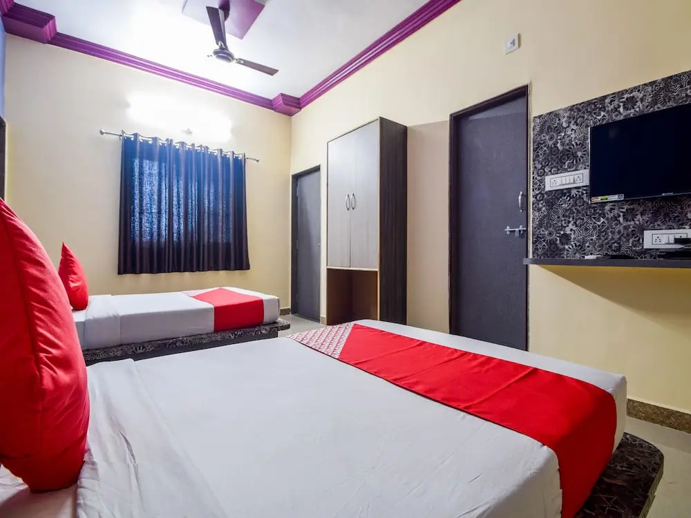 Oyo 19758 Hotel Narayani Palace