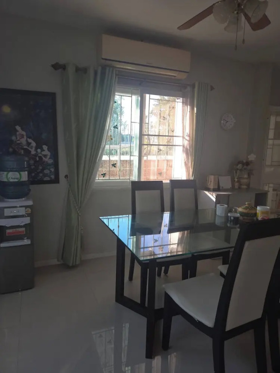 Charming 3-bedroom House With Pool Near Lat Krabang Airport