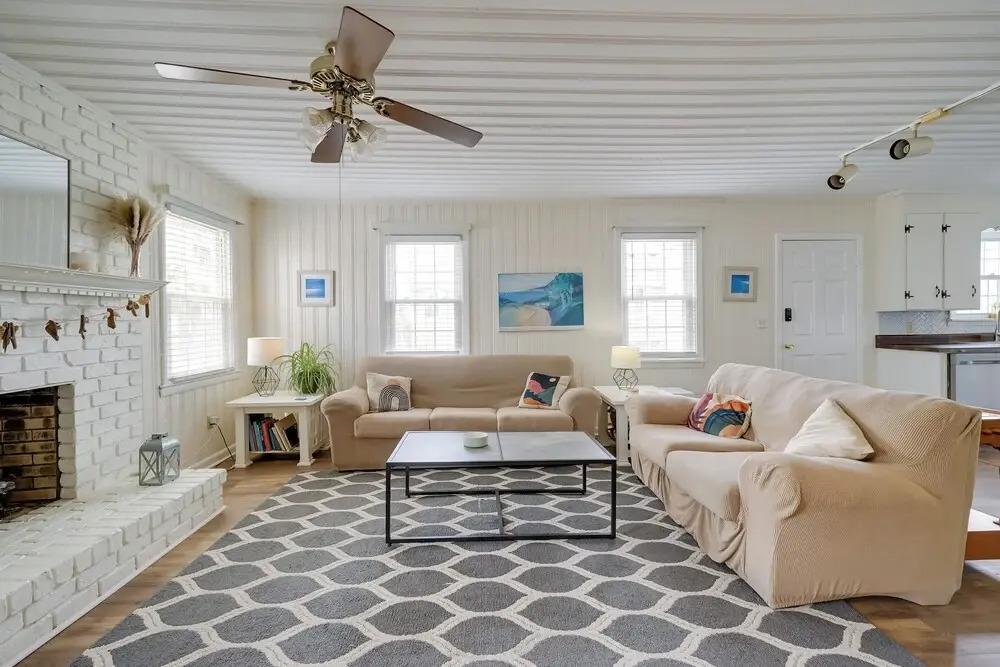 Carolina Beach Home w/ Private Deck: Walk to Shore