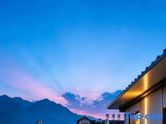 Dali Cloud Secret Intelligent Homestay (Dali Ancient City Branch)