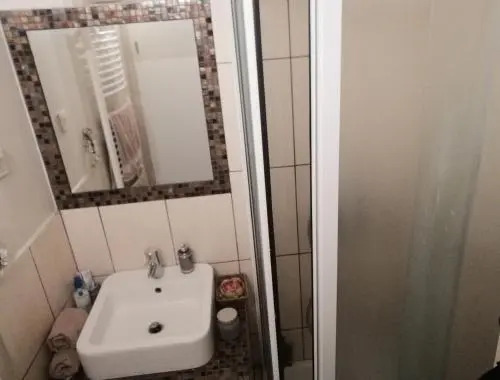 VILLA VERA Apartments with pool, 200m from the beach