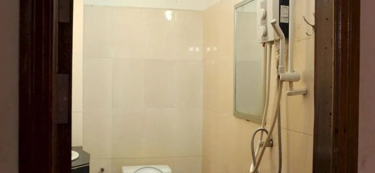 Tom & Jerry Hostel