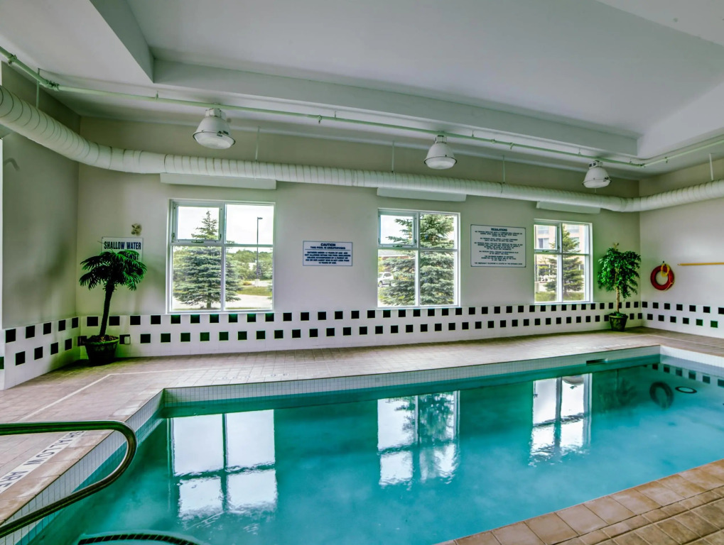 Motel 6-Huntsville, ON