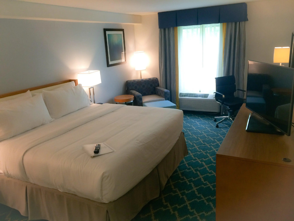 Holiday Inn Express and Suites West Ocean City by IHG
