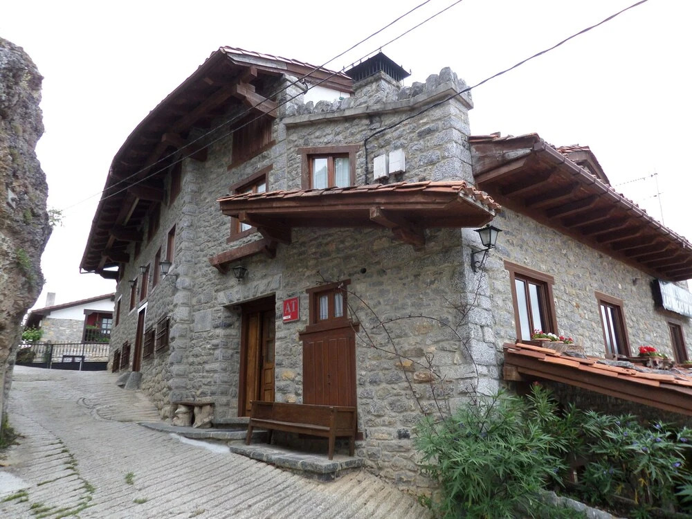Apartamentos Las Rocas de Brez