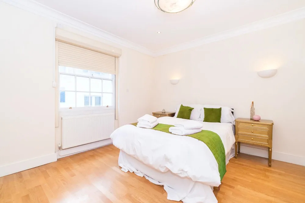 PML Apartments Elvaston Mews