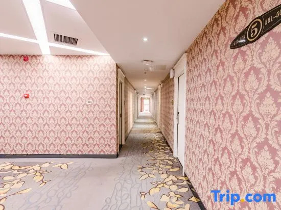 Xinyang century fashion hotel